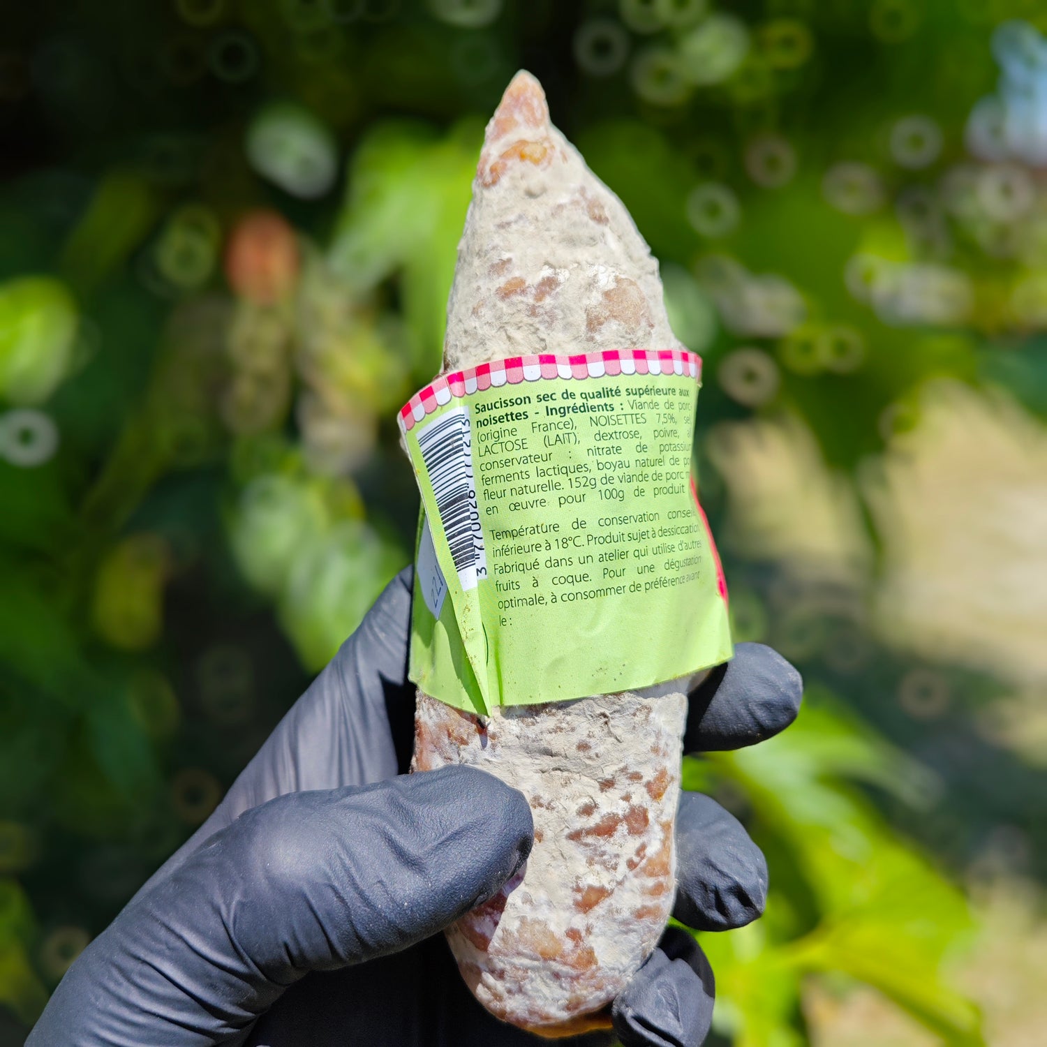 Saucisson sec aux noisettes